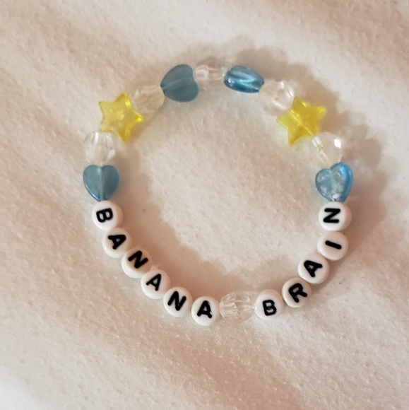 CUSTOM HANDMADE FRIENDSHIP BRACELETS! - Picture 2 of 3